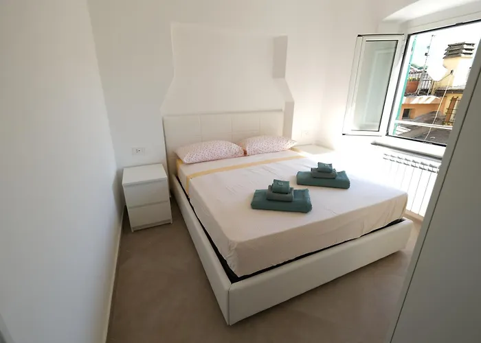 A Pochi Passi Dal Mare Di San Michele By Portofinovacanze