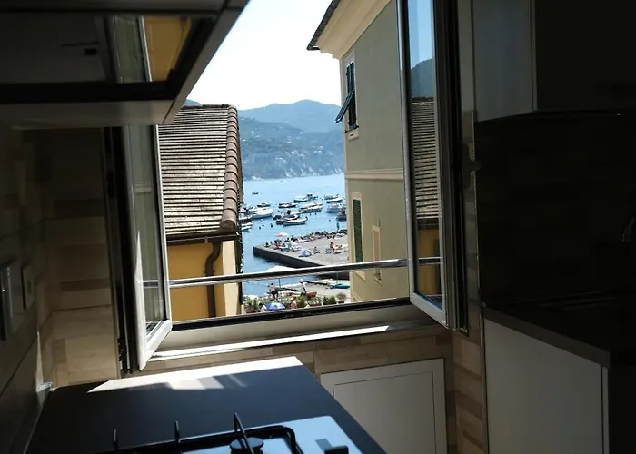 A Pochi Passi Dal Mare Di San Michele By Portofinovacanze *