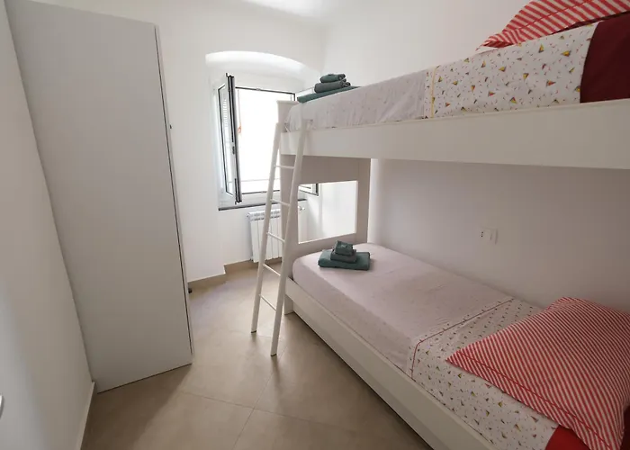 A Pochi Passi Dal Mare Di San Michele By Portofinovacanze