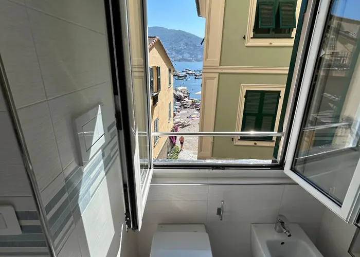 A Pochi Passi Dal Mare Di San Michele By Portofinovacanze *